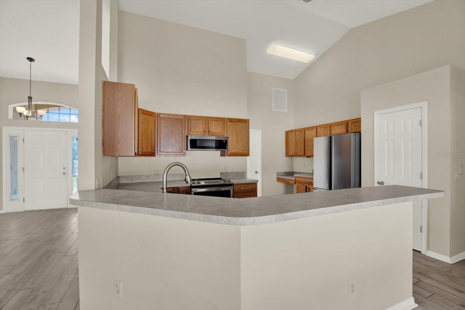 SPRING HILL - Residential