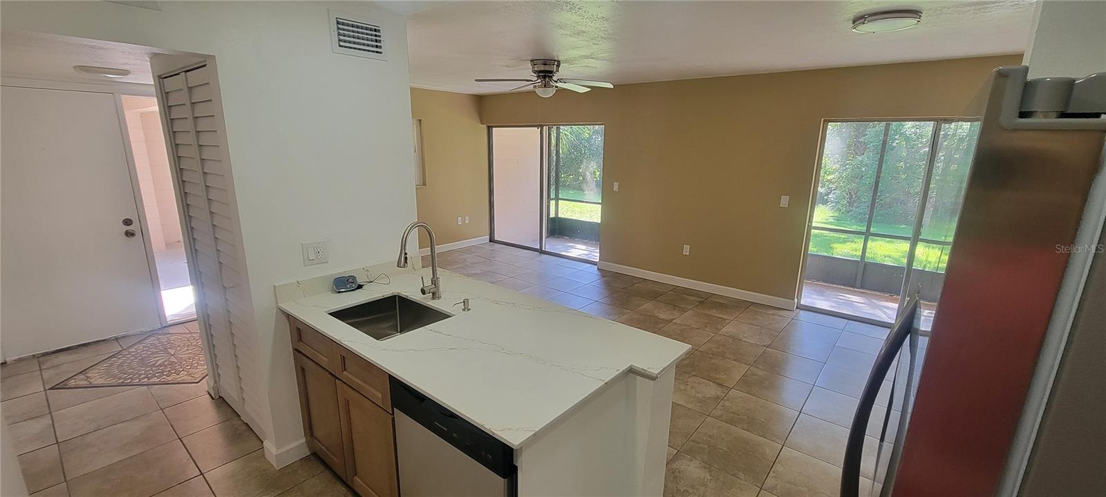 EDGEWATER CONDO APTS - Residential