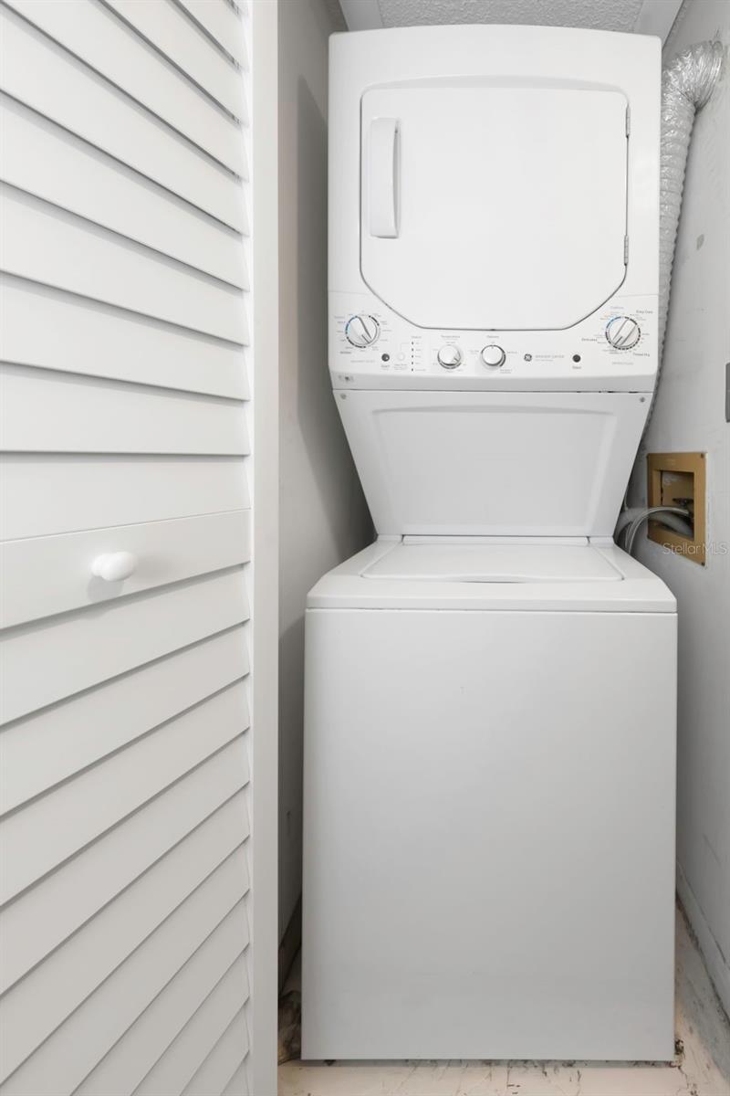 PINE RIDGE AT LAKE TARPON VILLAGE - Residential