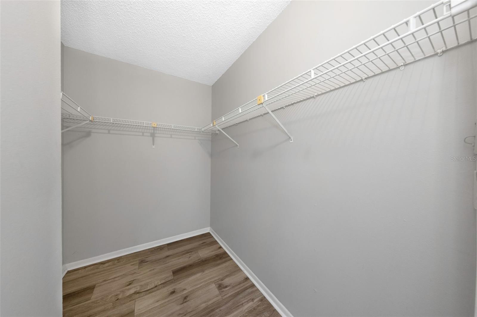 PINE RIDGE AT LAKE TARPON VILLAGE - Residential