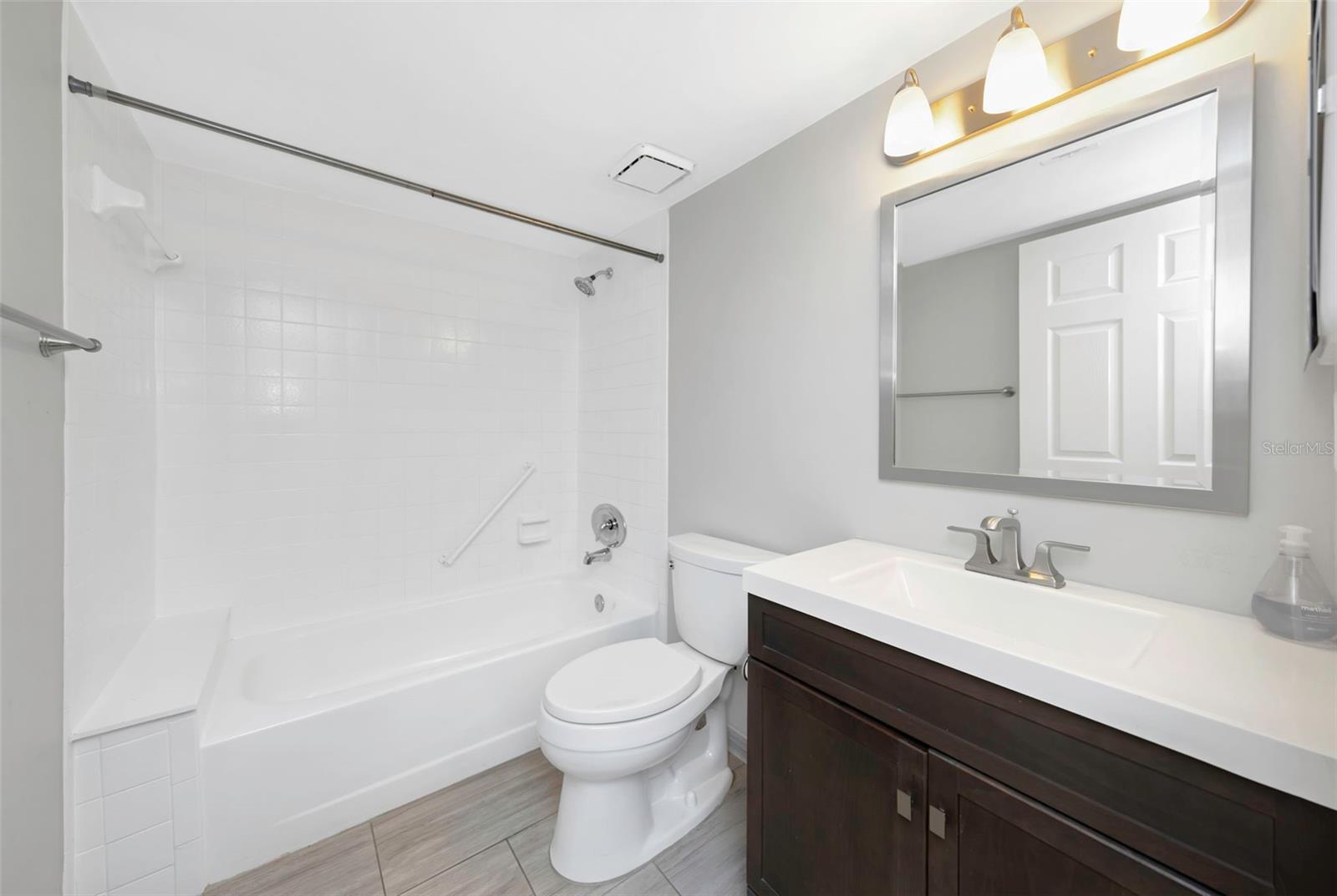 PINE RIDGE AT LAKE TARPON VILLAGE - Residential