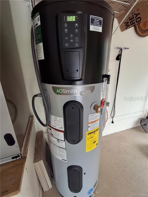 PINE RIDGE UNIT 01 - Residential