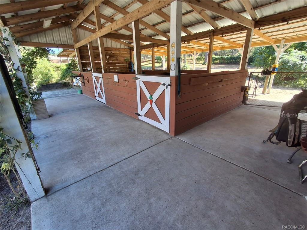 PINE RIDGE UNIT 01 - Residential