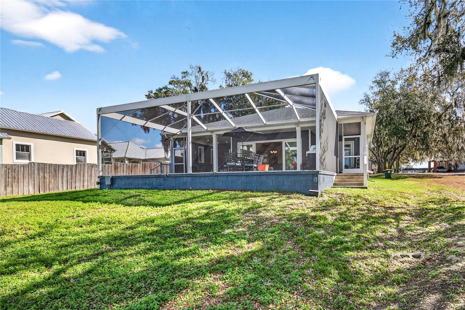 UMATILLA MITCHENORS ADD - Residential