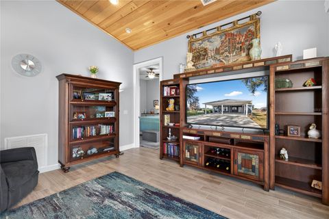 Tiny photo for 264 S Central Avenue, Umatilla, FL 32784 (MLS # G5111097)