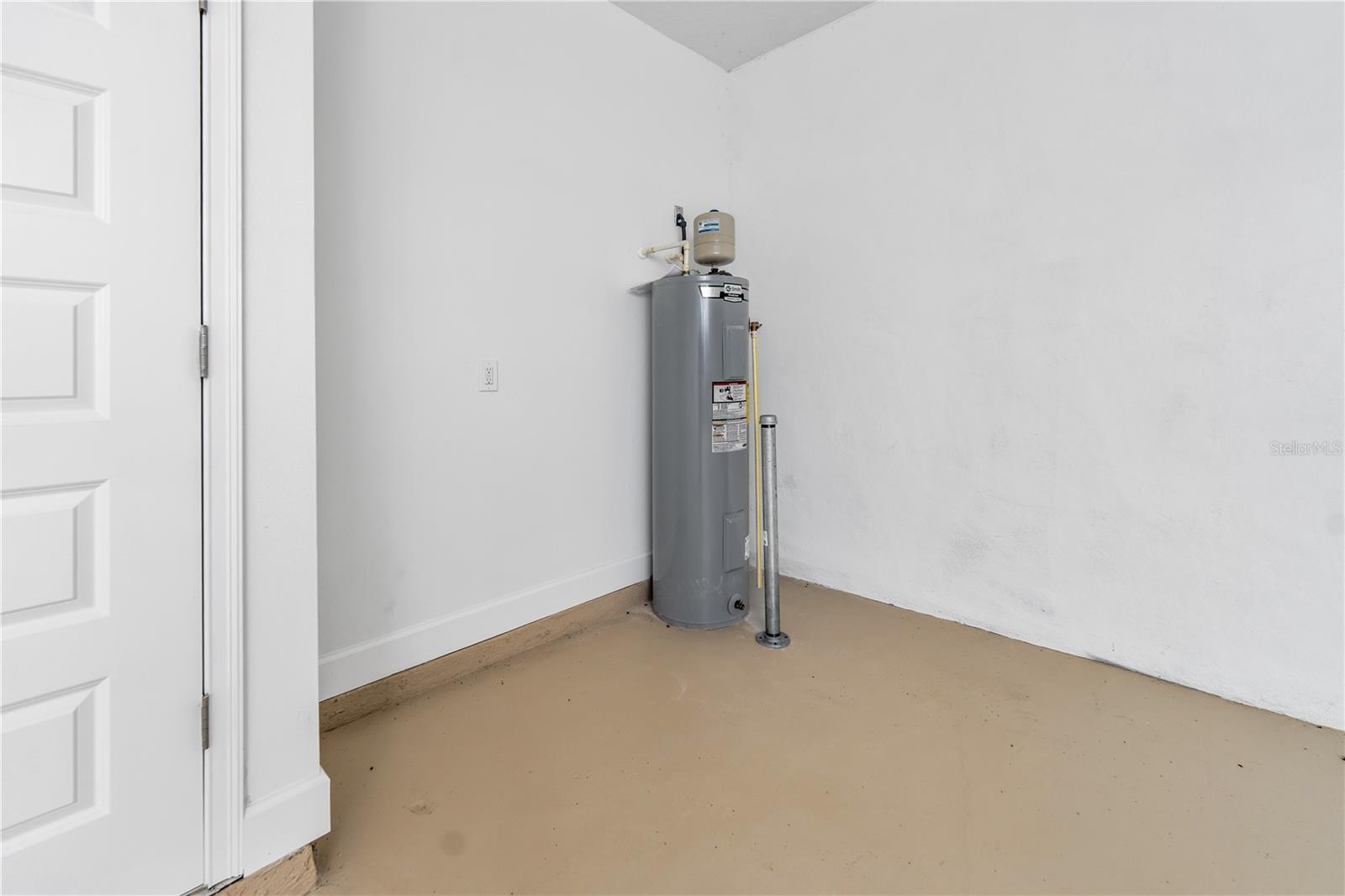 PORT MALABAR UNIT 11 - Residential Lease