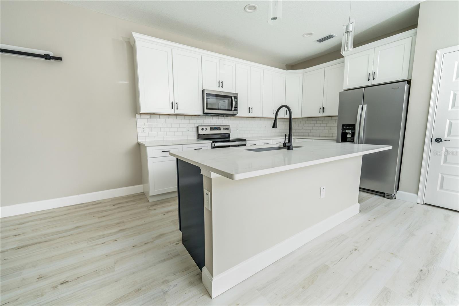 PORT MALABAR UNIT 11 - Residential Lease