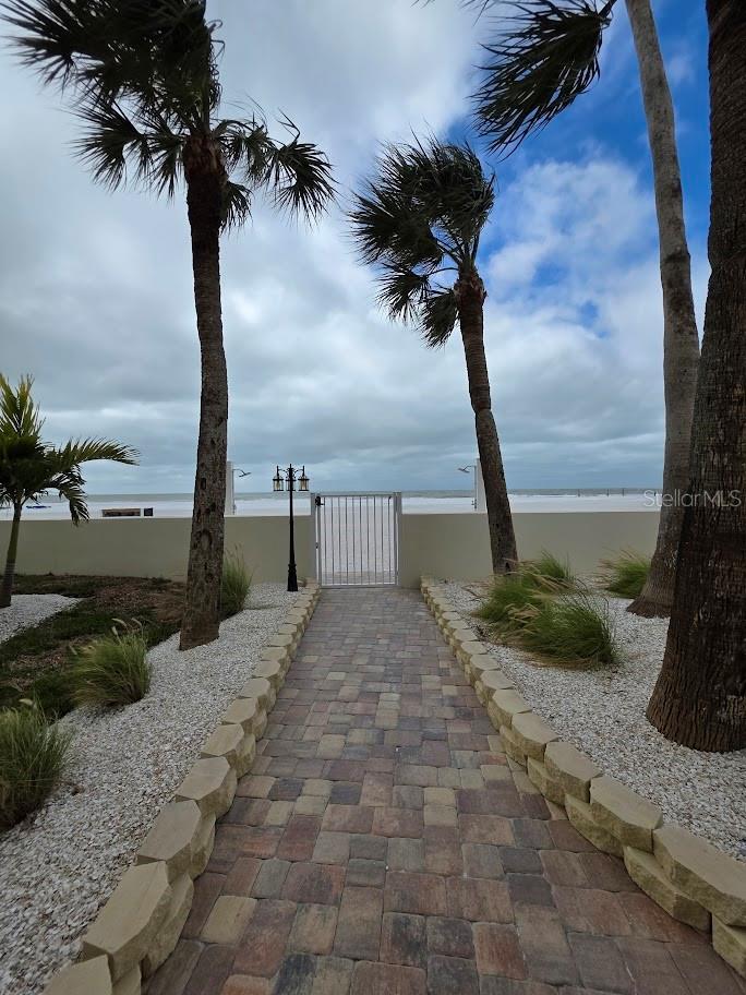 BEACH PALMS CONDO - Residential