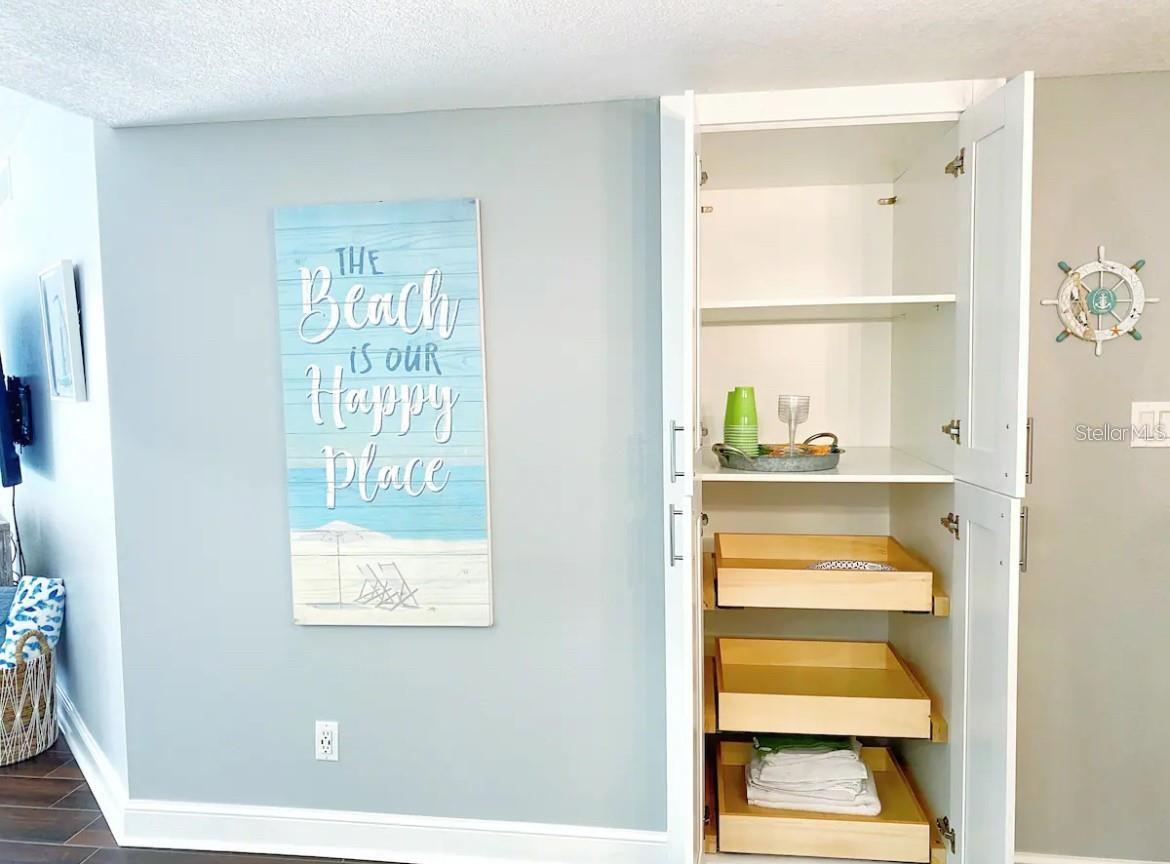 BEACH PALMS CONDO - Residential