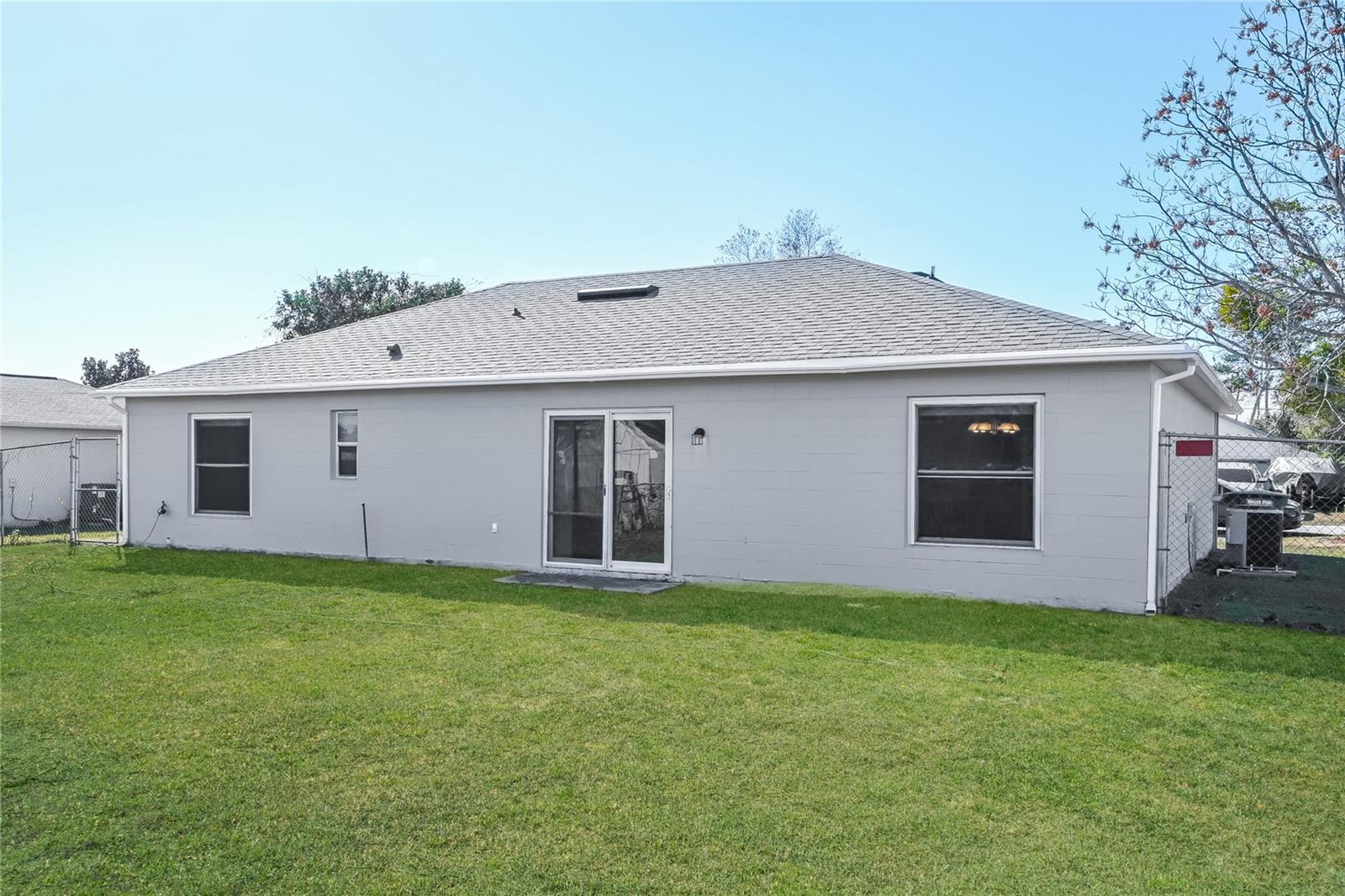 DELONA LAKES UN 32 - Residential Lease