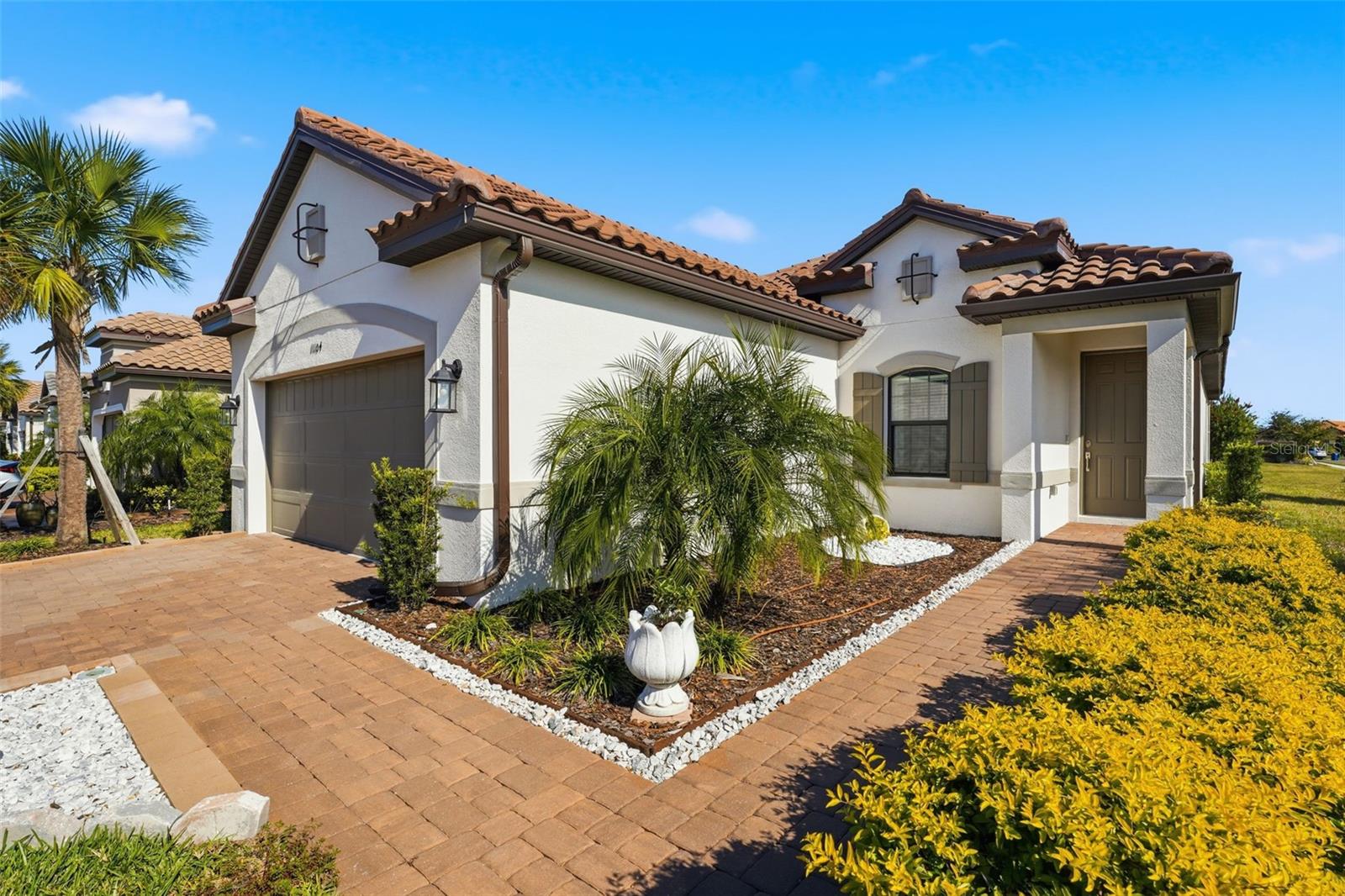 ARTISAN LAKES ESPLANADE PH V SUBPH B & C - Residential