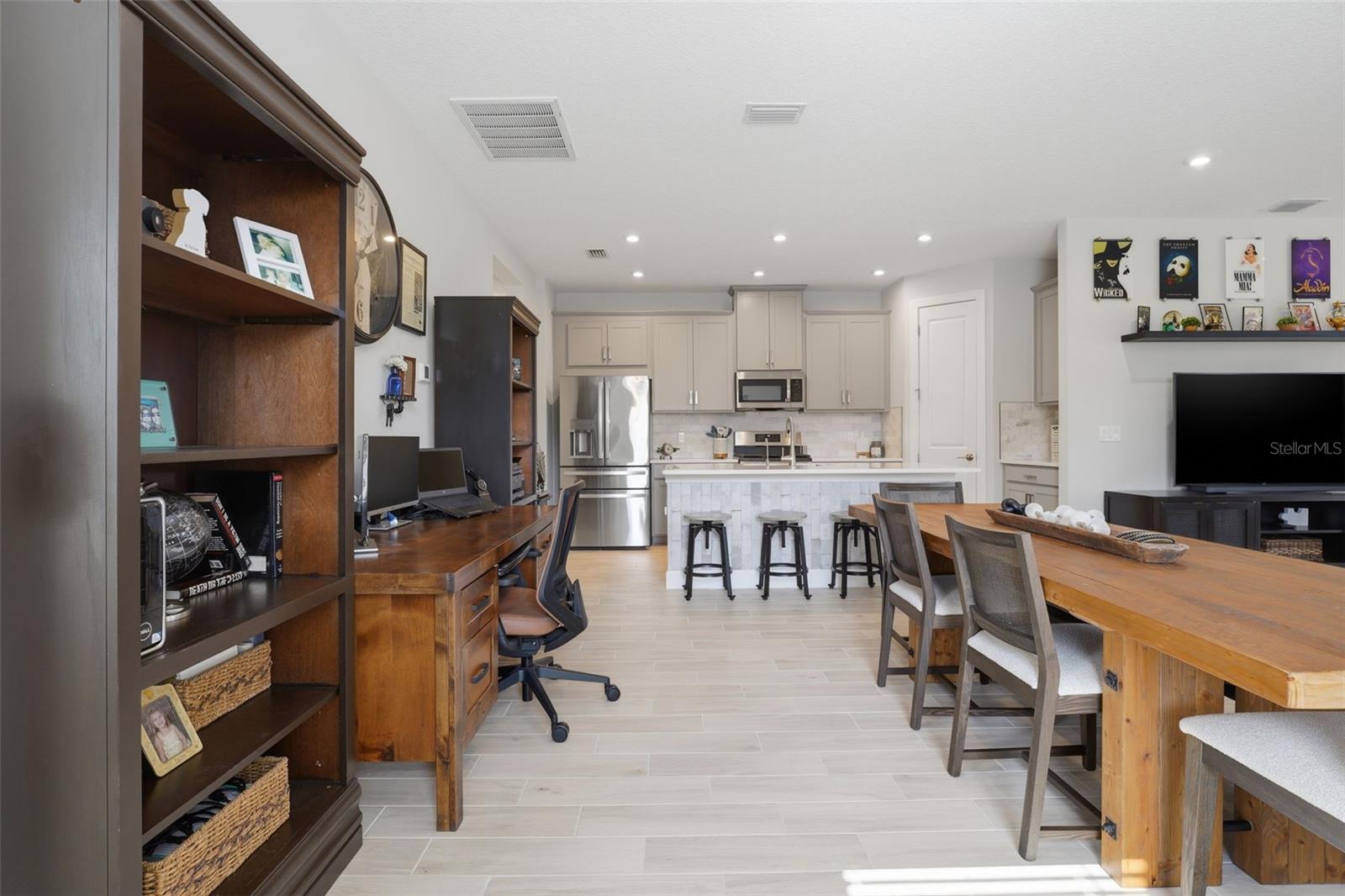 ARTISAN LAKES ESPLANADE PH V SUBPH B & C - Residential