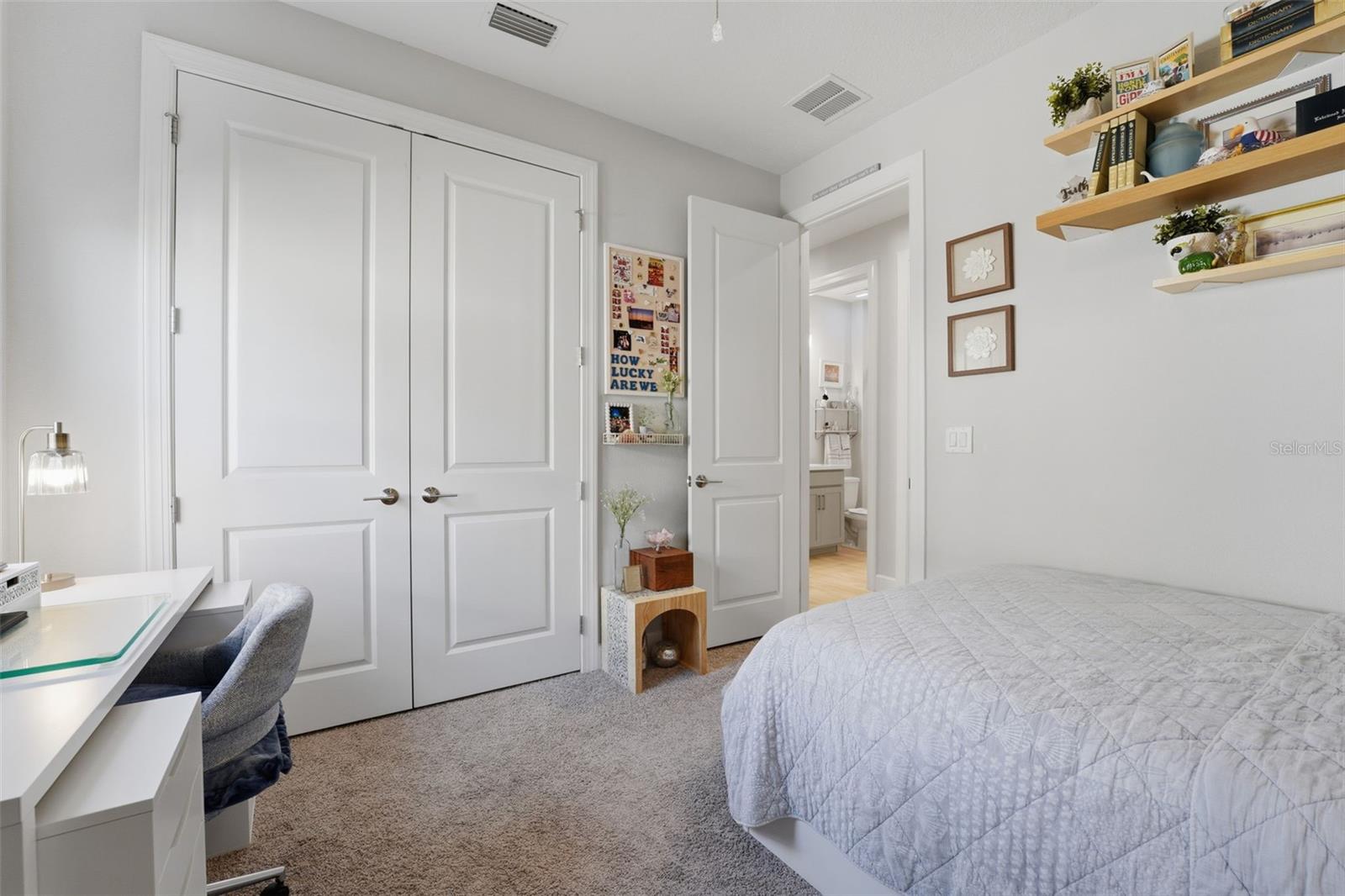 ARTISAN LAKES ESPLANADE PH V SUBPH B & C - Residential