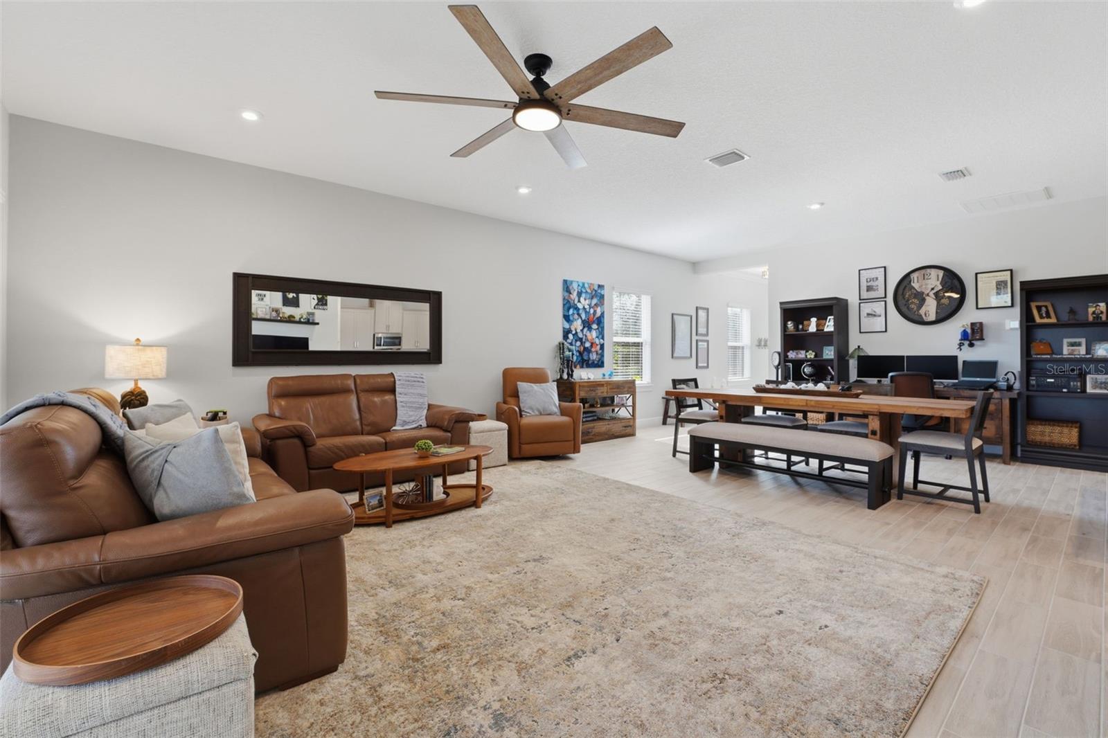 ARTISAN LAKES ESPLANADE PH V SUBPH B & C - Residential