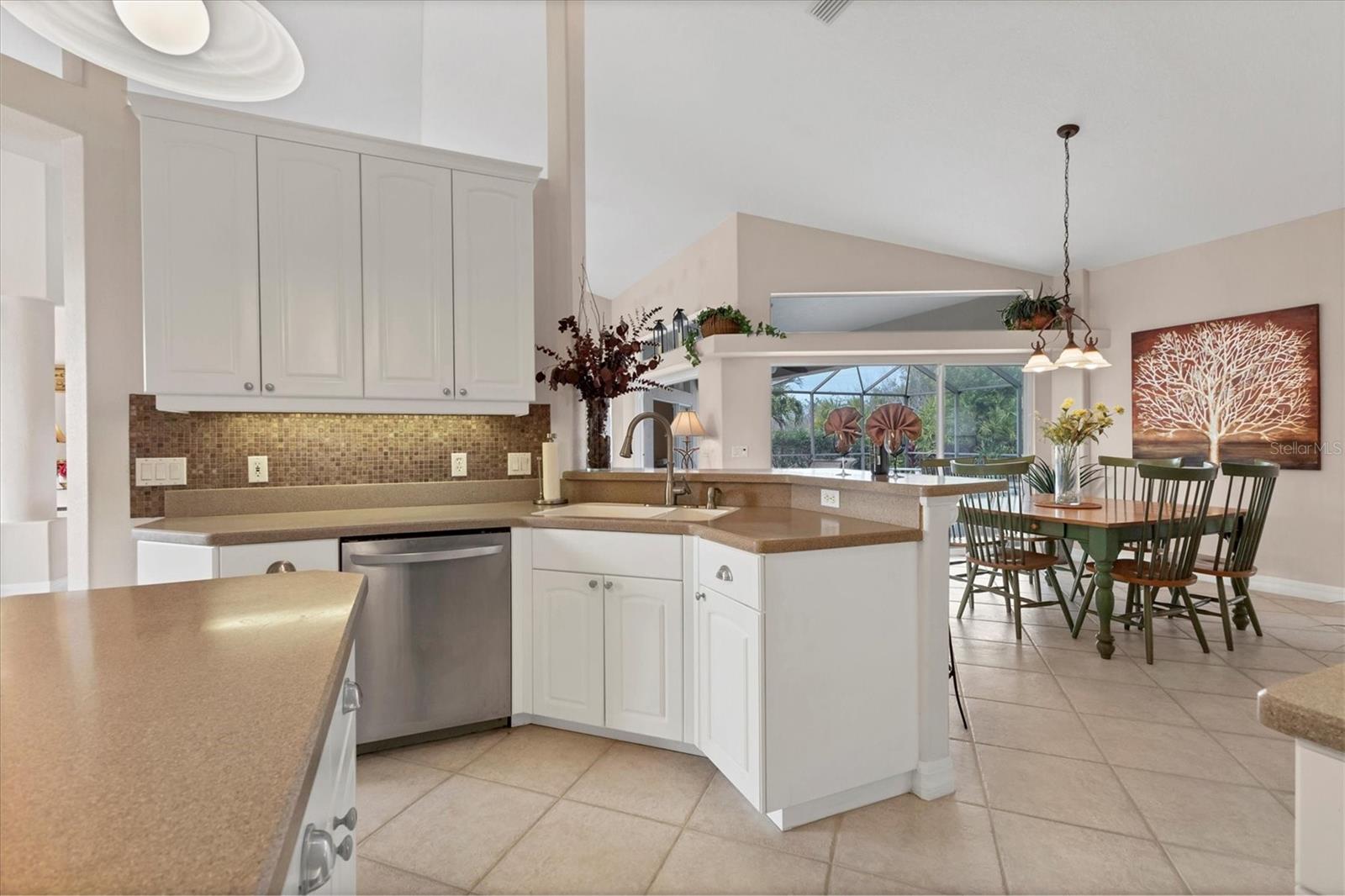 ROTONDA WHITE MARSH - Residential