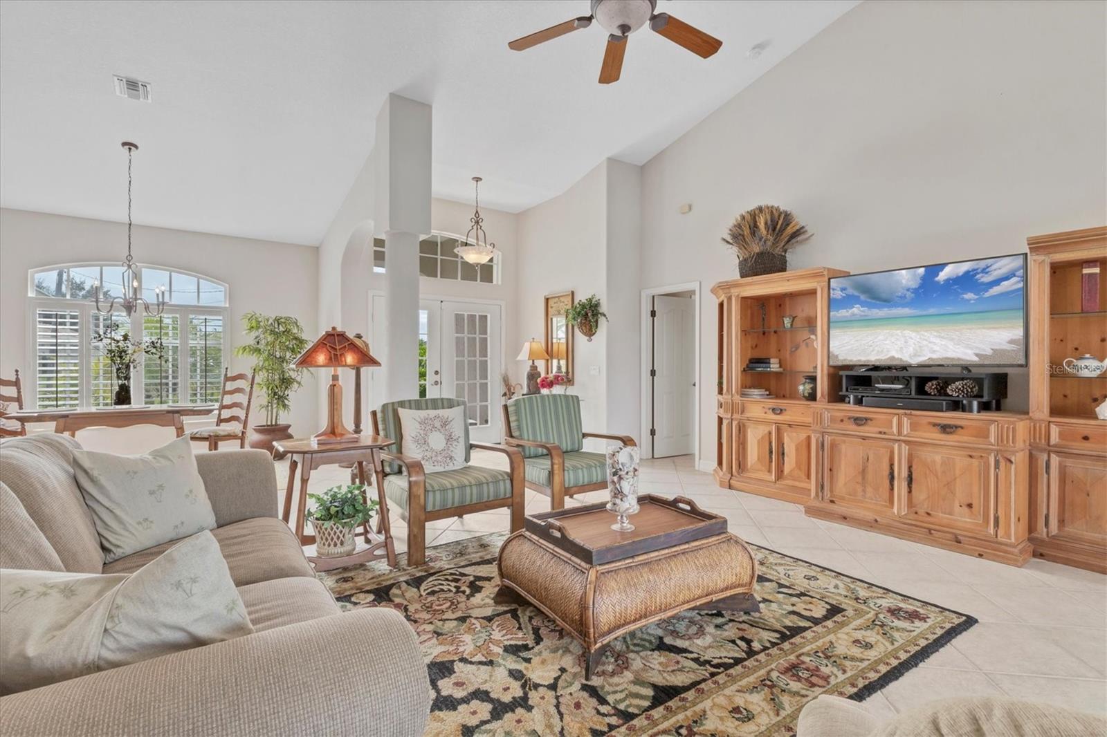 ROTONDA WHITE MARSH - Residential