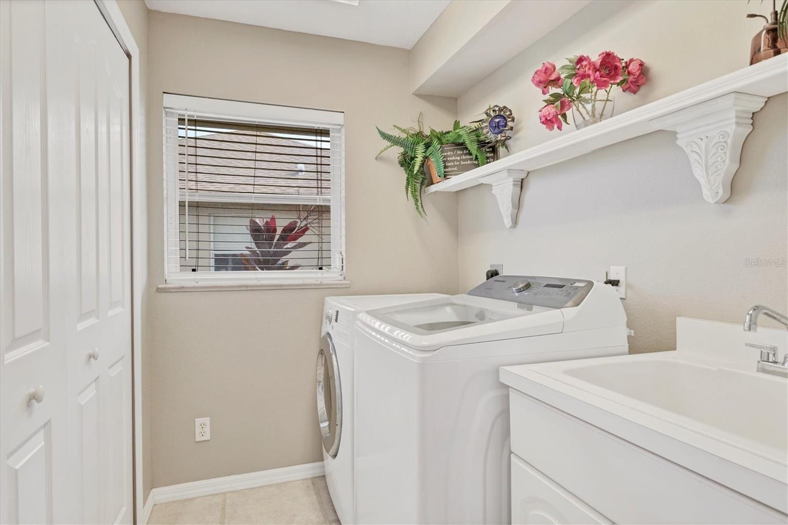 ROTONDA WHITE MARSH - Residential