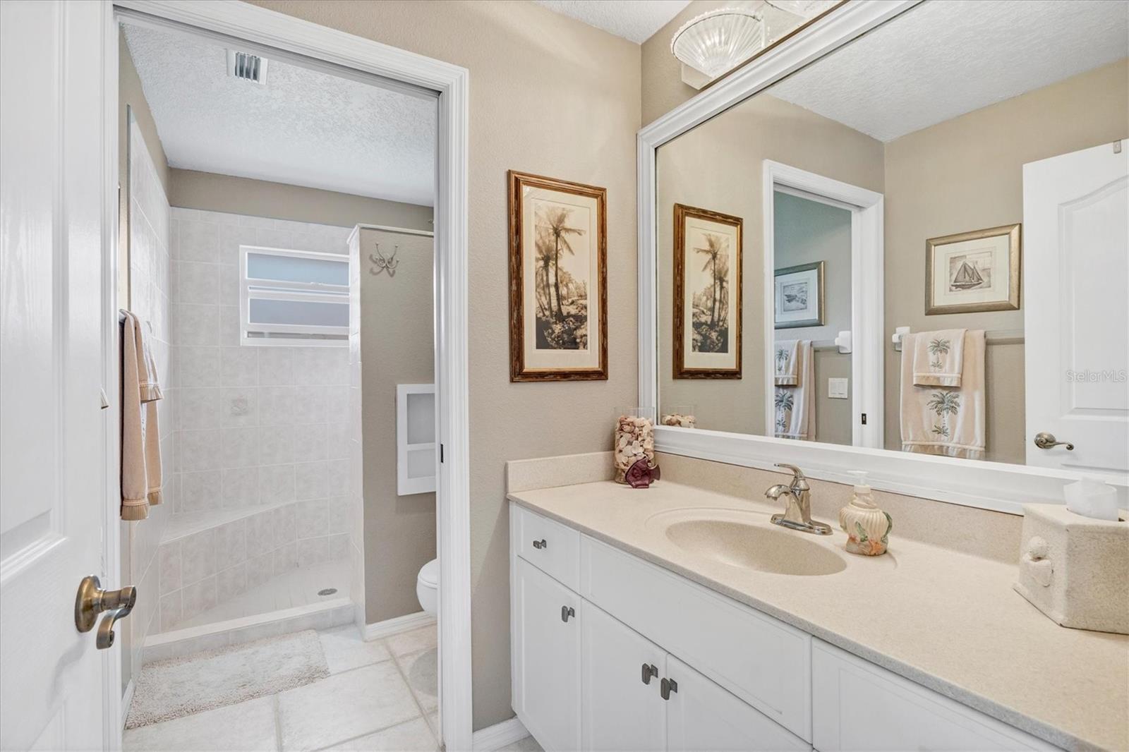 ROTONDA WHITE MARSH - Residential