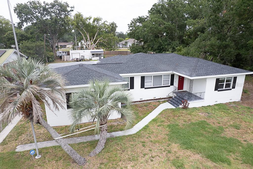 1816 W LAKE PARKER DRIVE