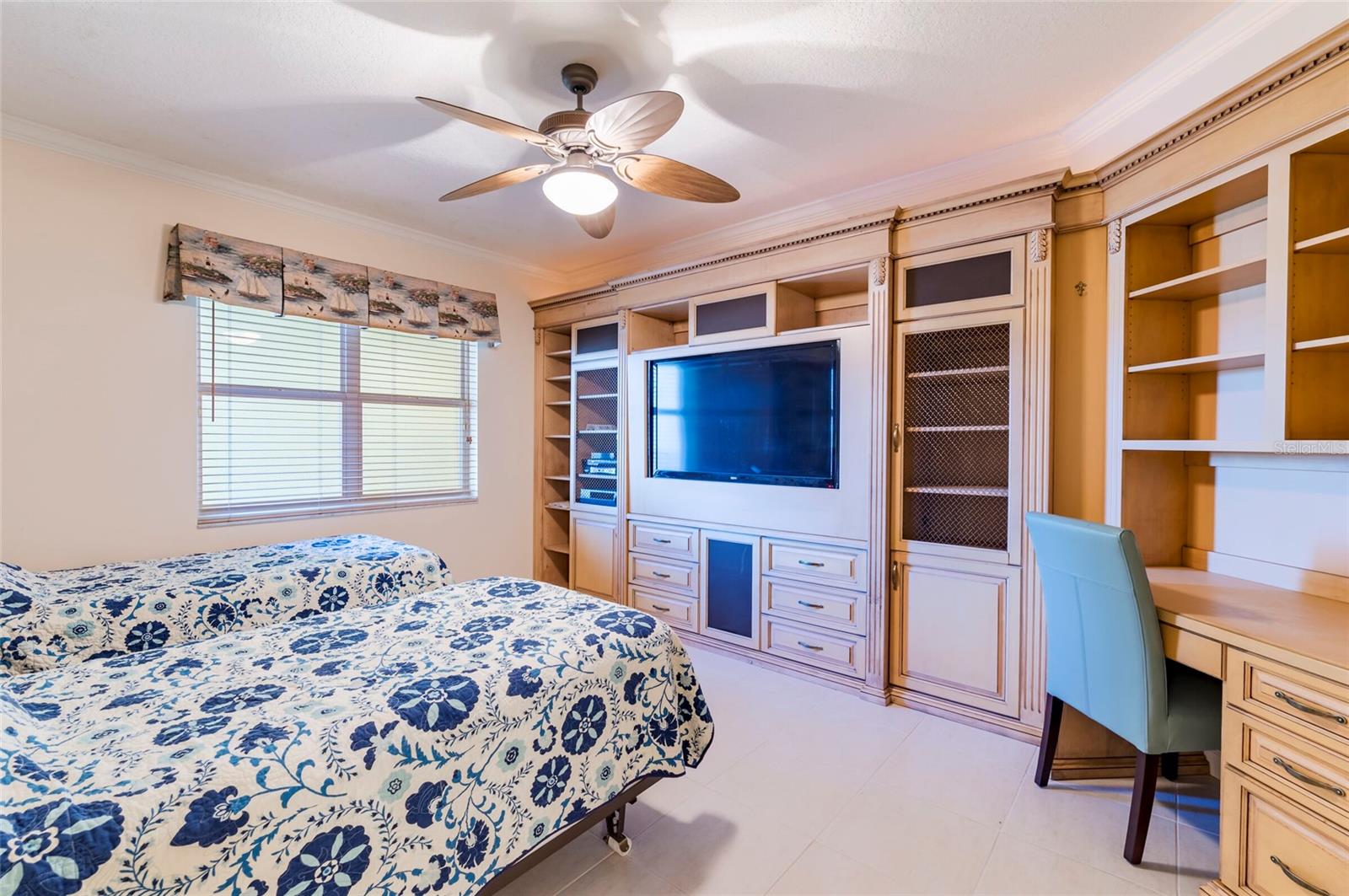 TIDES BEACH CLUB CONDO - Residential