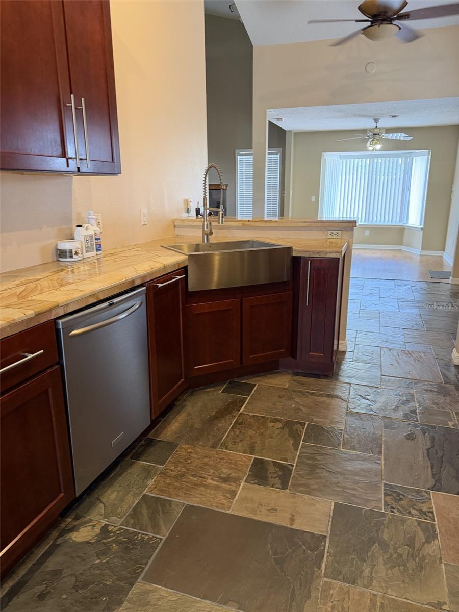 HEATHERWOOD - Residential Lease