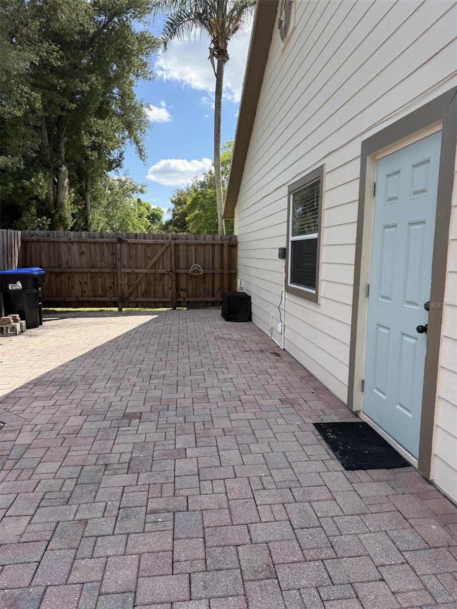 HEATHERWOOD - Residential Lease