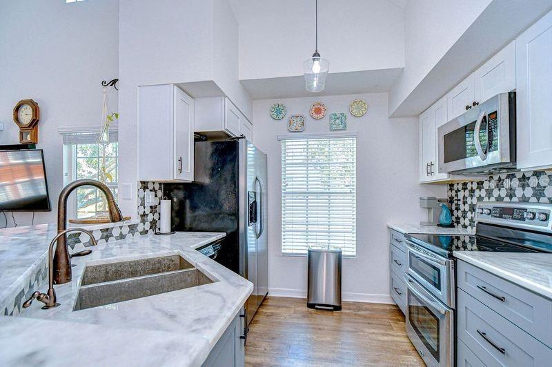 LAKE CHASE CONDO - Residential