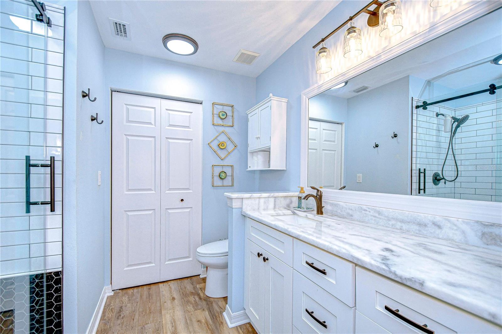 LAKE CHASE CONDO - Residential