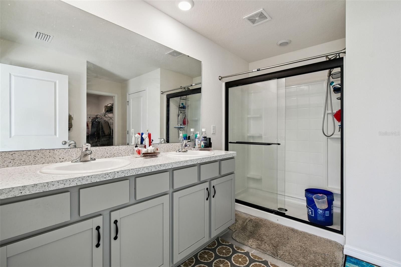 RIVER PARK - Residential