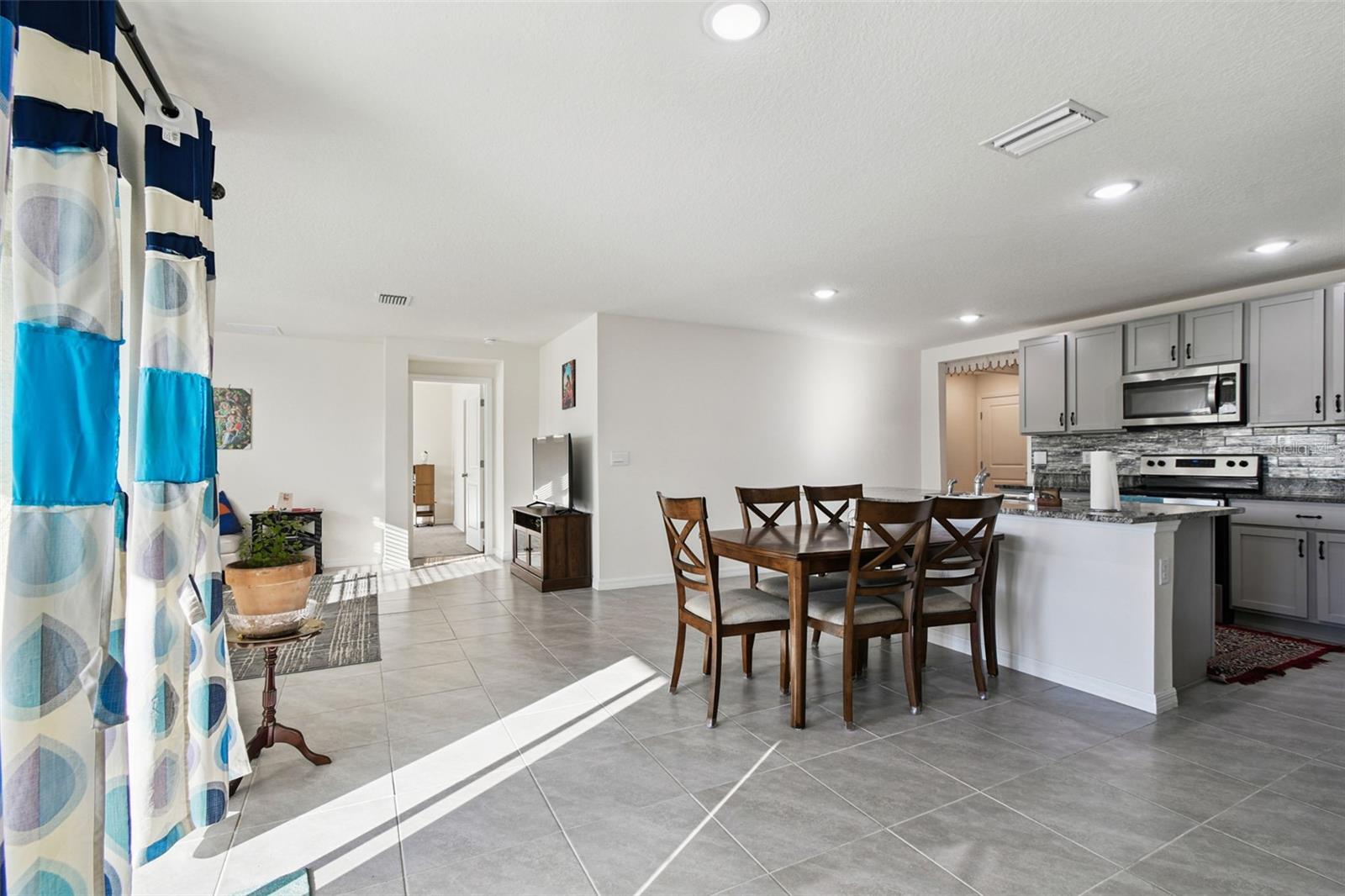 RIVER PARK - Residential