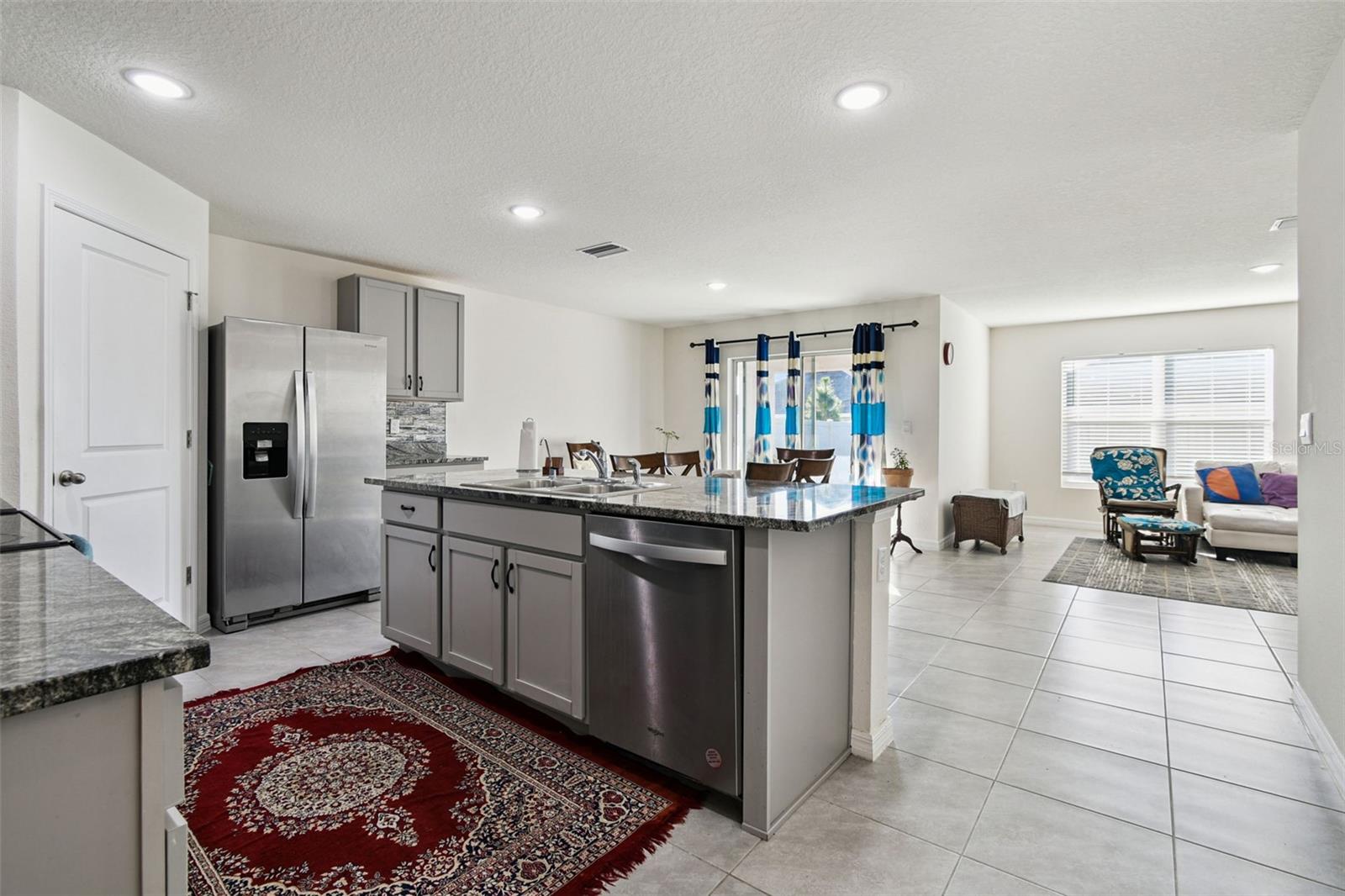 RIVER PARK - Residential