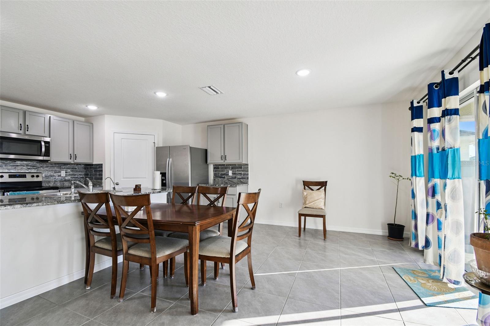 RIVER PARK - Residential