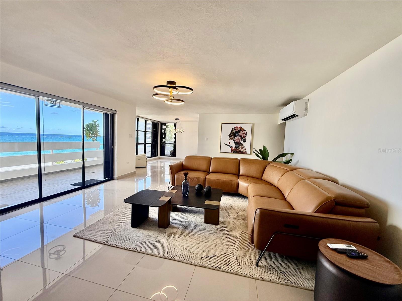 ASHFORD PLAZA - Residential Lease