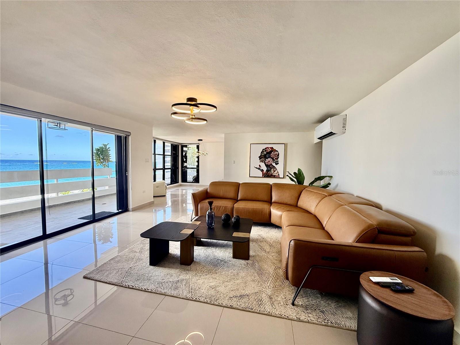 ASHFORD PLAZA - Residential Lease