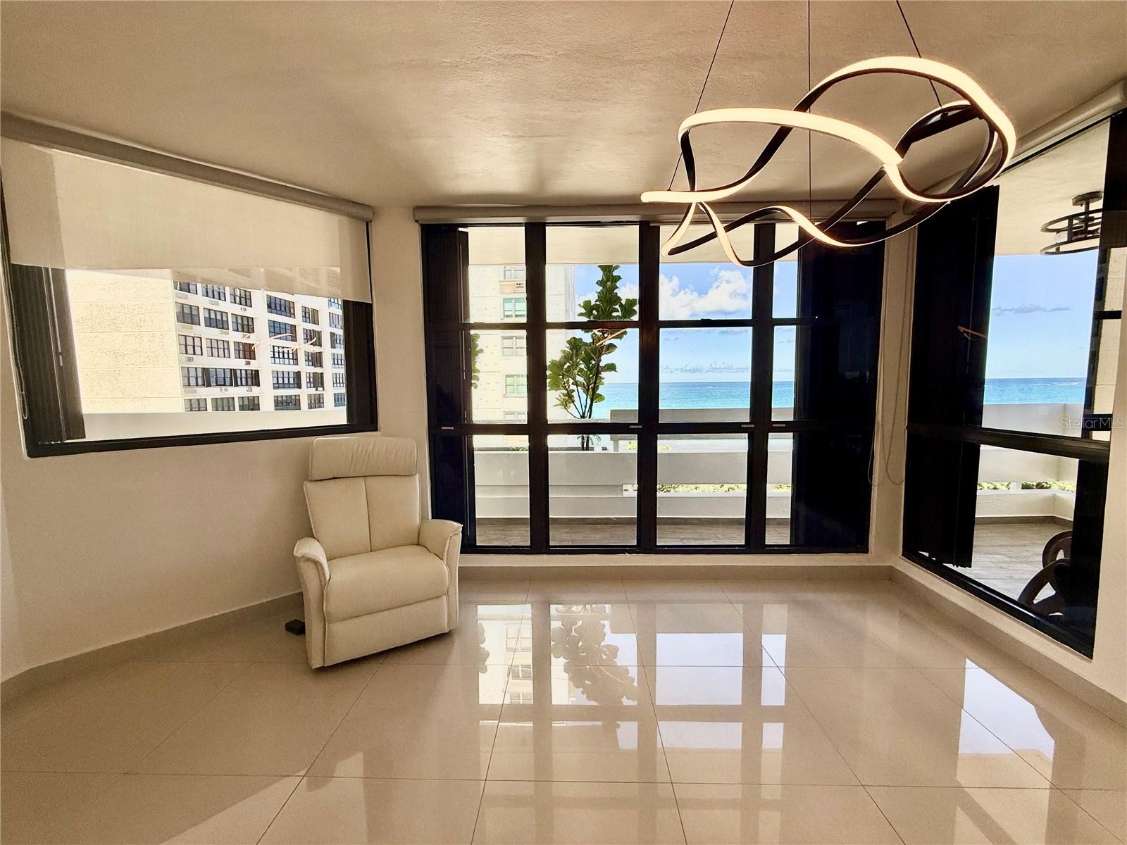 ASHFORD PLAZA - Residential Lease