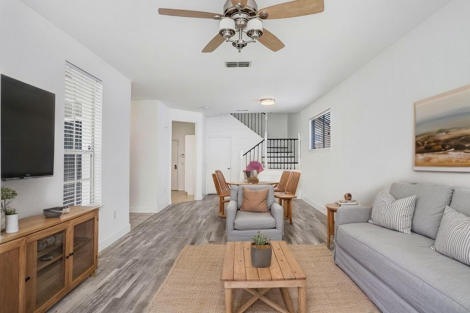 THE VILLAS AT CARROLLWOOD CONDO - Residential