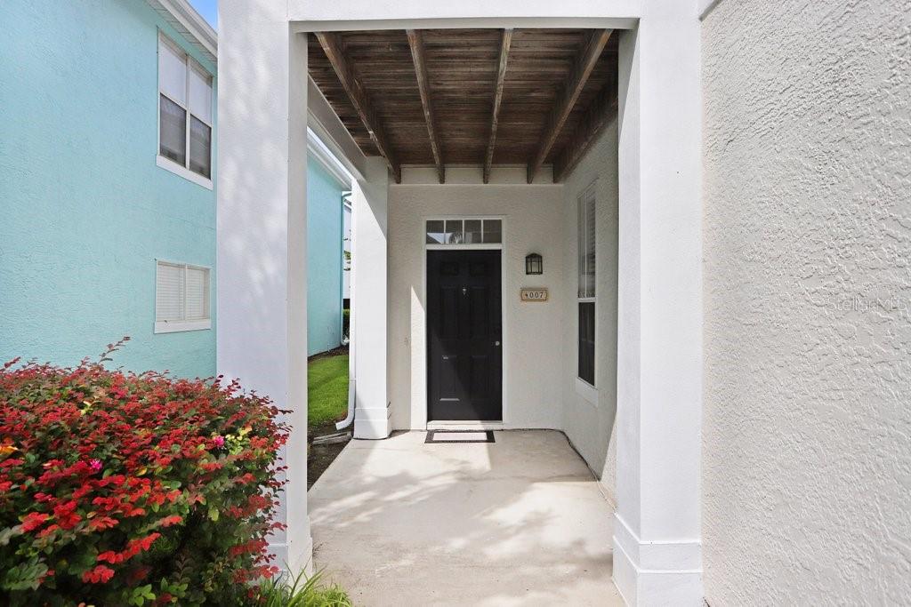 THE VILLAS AT CARROLLWOOD CONDO - Residential