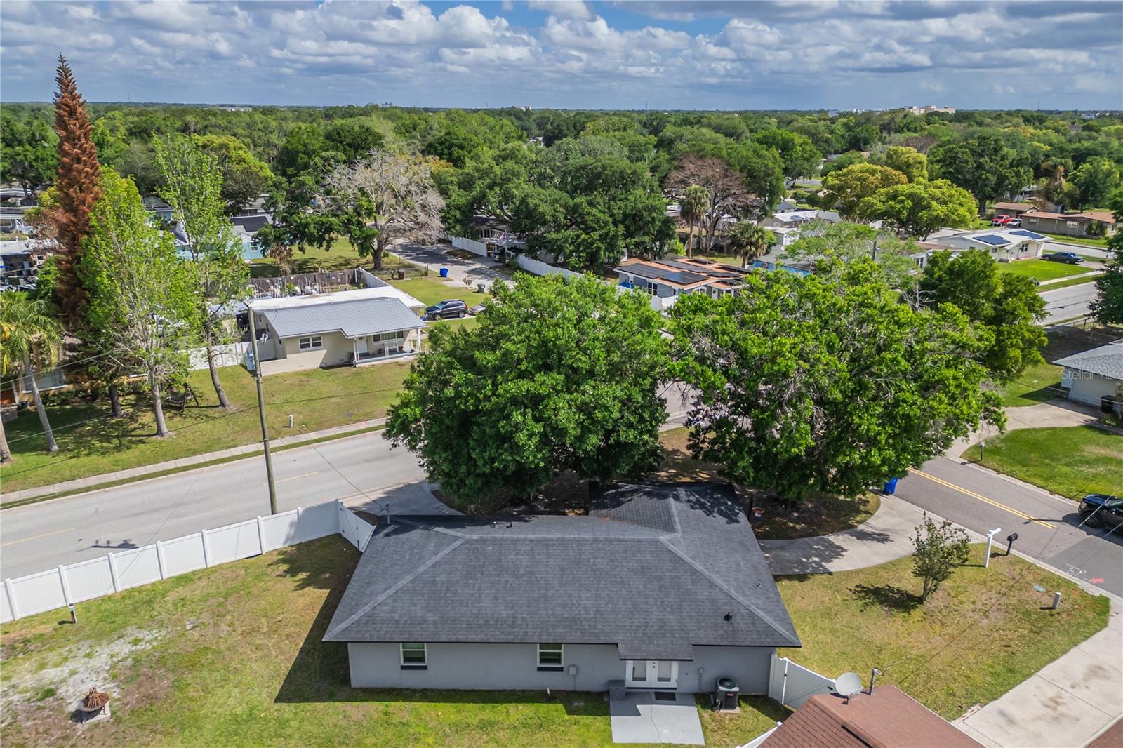 FAIRLAWN - Residential