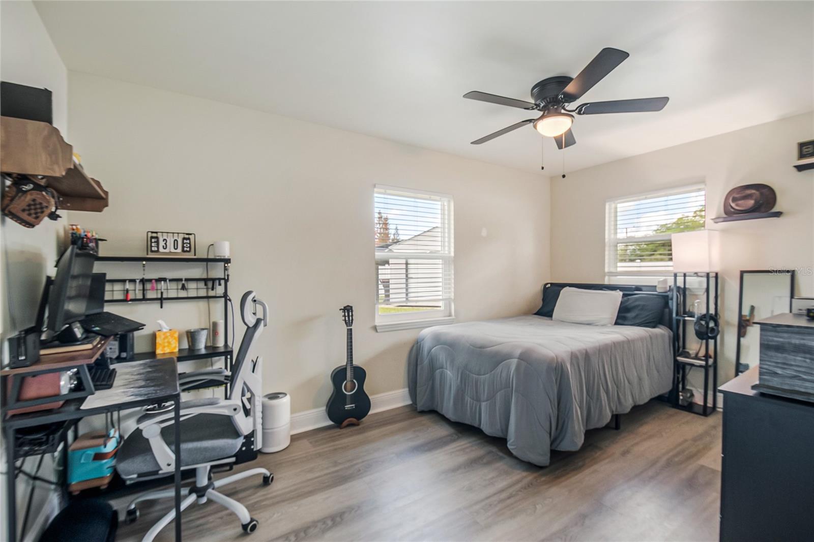 FAIRLAWN - Residential