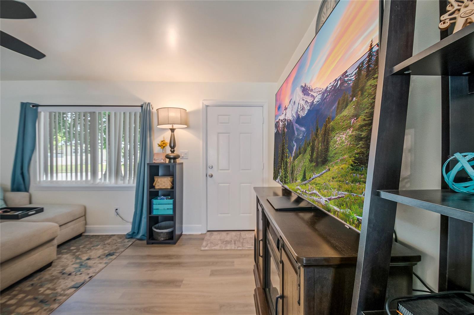 FAIRLAWN - Residential