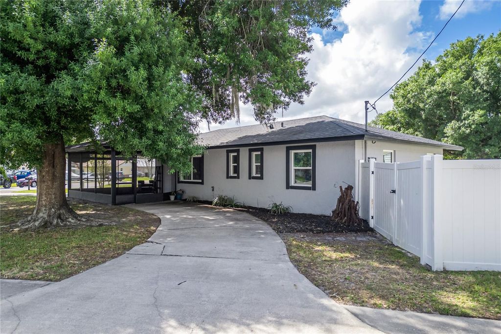 Photo of 2 S Lavon Avenue, Kissimmee, FL 34741 (MLS # O6396436)