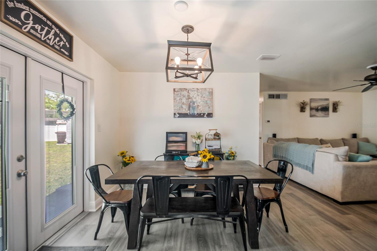 FAIRLAWN - Residential