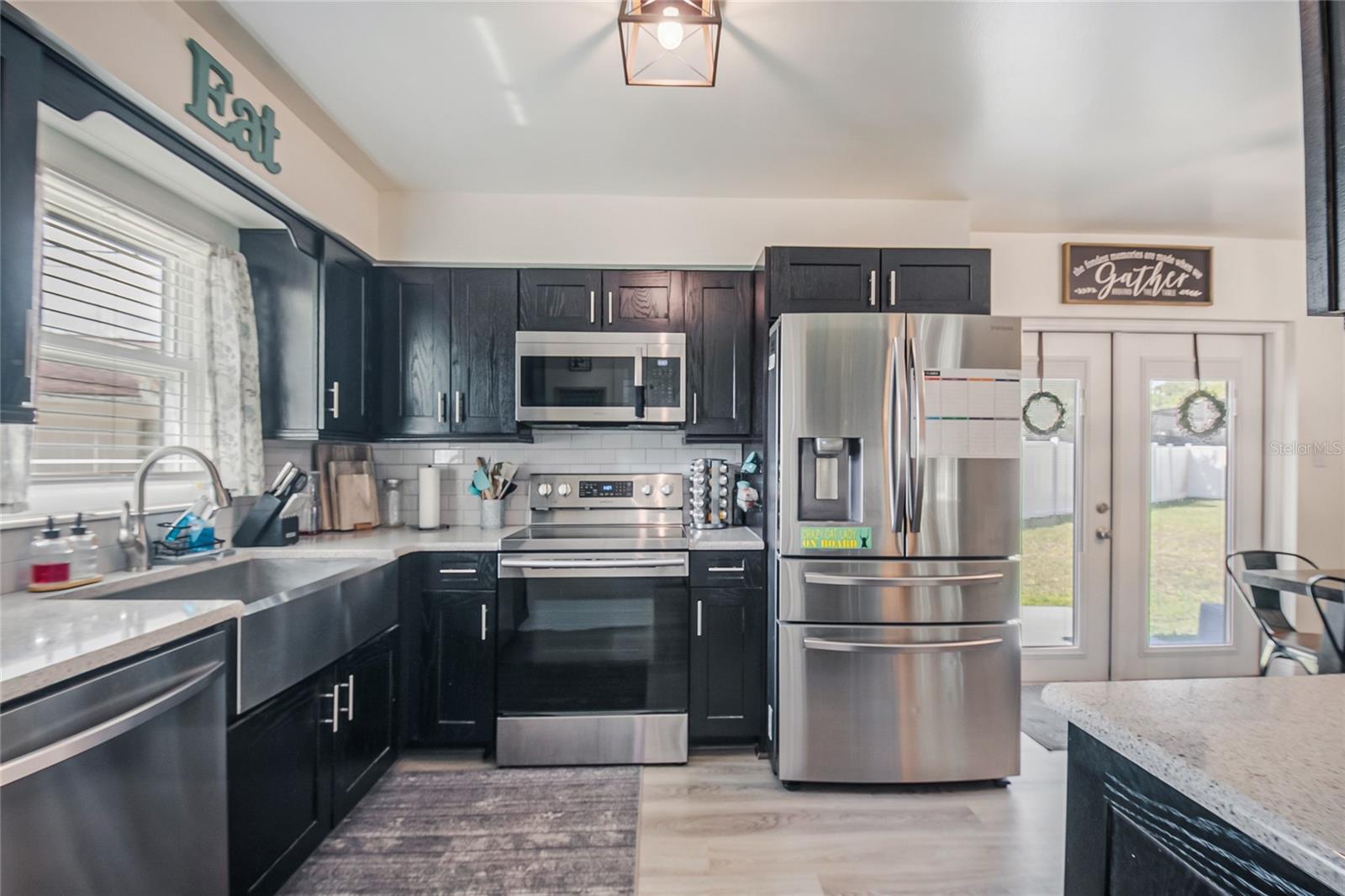 FAIRLAWN - Residential