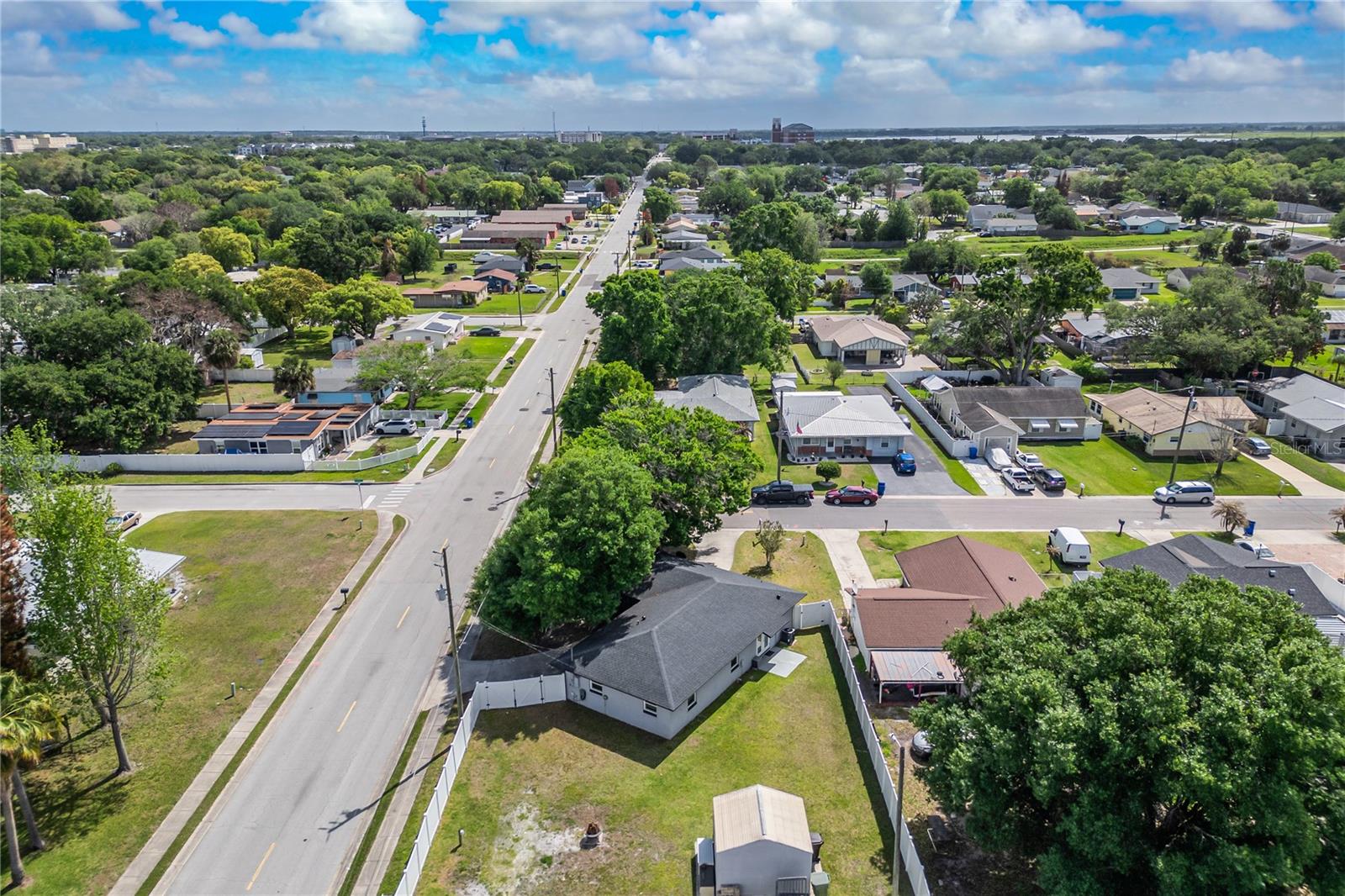 FAIRLAWN - Residential