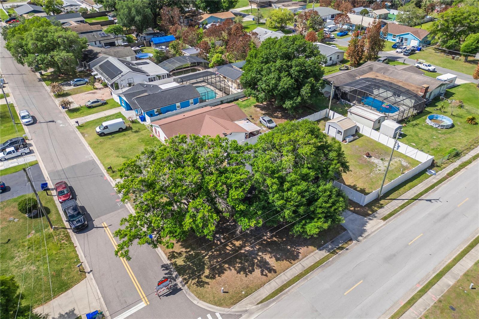 FAIRLAWN - Residential