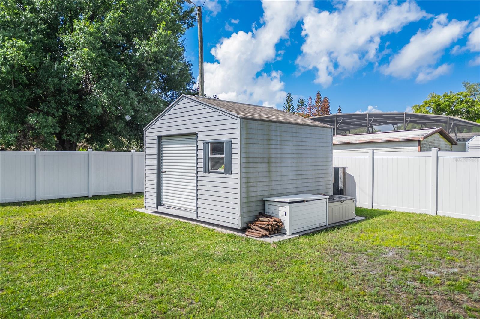 FAIRLAWN - Residential