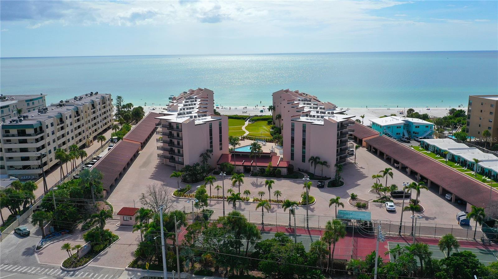 SIESTA BREAKERS - Residential