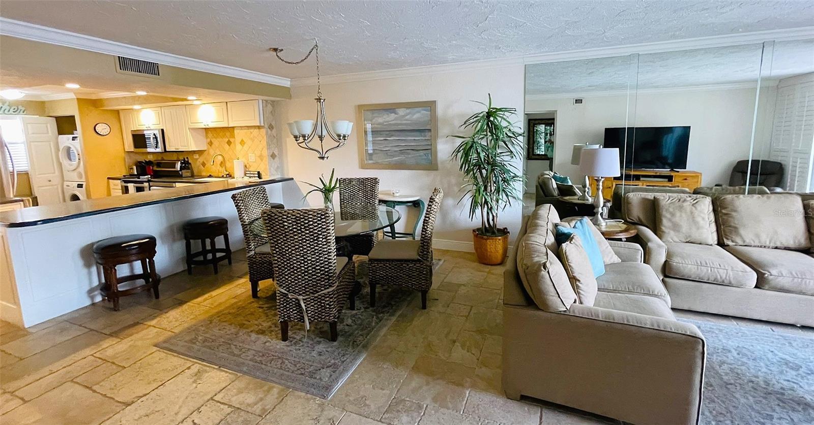 SIESTA BREAKERS - Residential