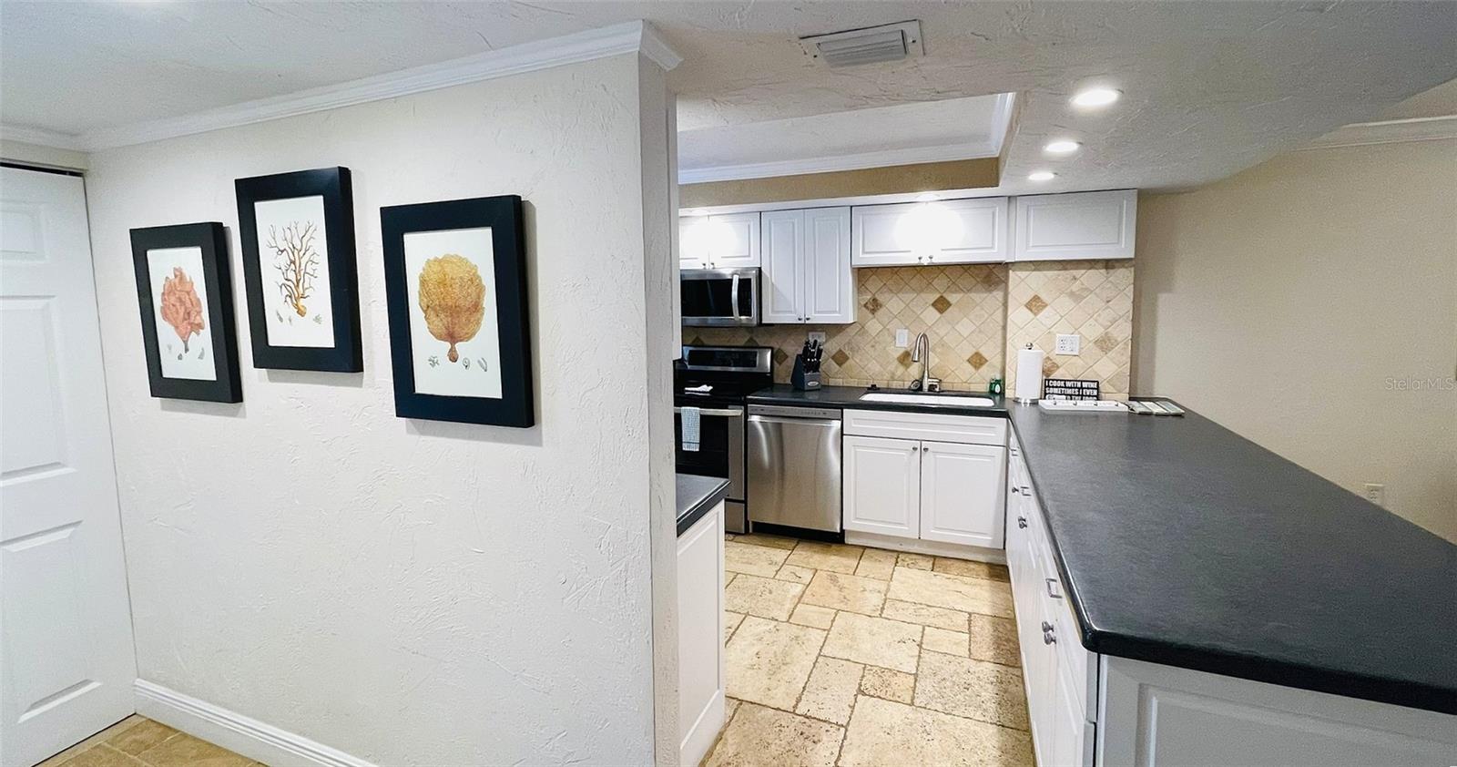 SIESTA BREAKERS - Residential