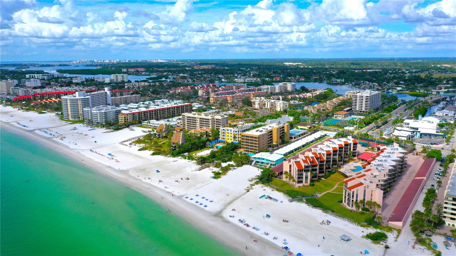 SIESTA BREAKERS - Residential